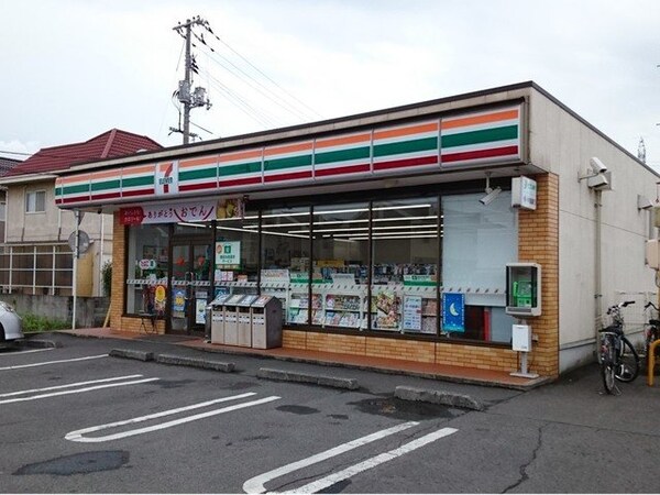 周辺環境(セブンイレブン亀島２丁目店まで600m)