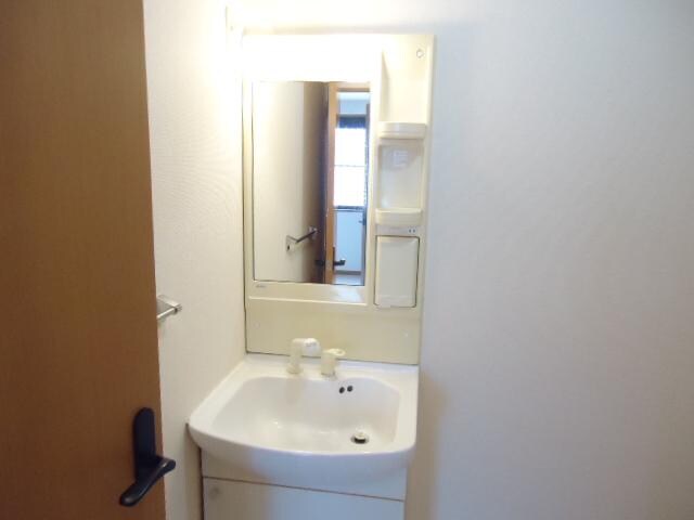 物件内観写真5　(洗髪洗面化粧台)