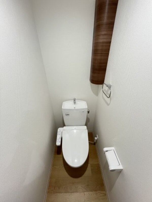 トイレ(ゆったりとした空間のトイレです)