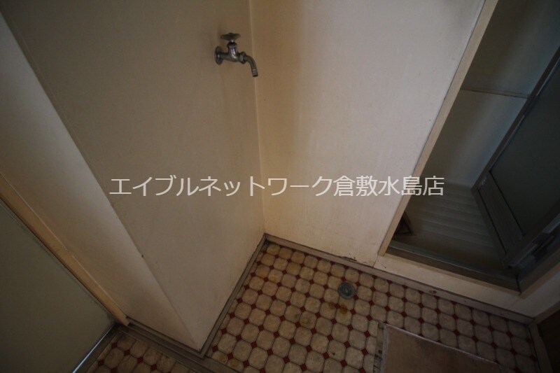 物件内観写真25　(洗濯機置場)