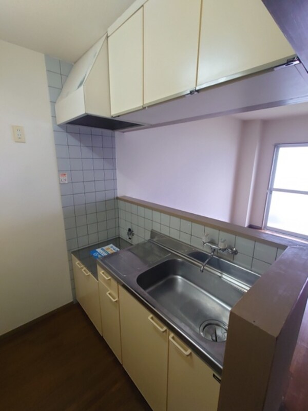 キッチン(私立岡山短期大学 3996m)