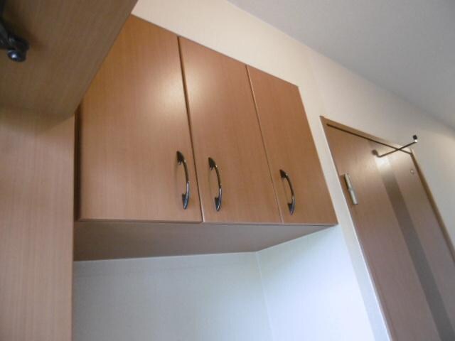 物件内観写真13　(下駄箱)