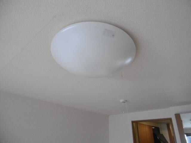物件内観写真16　(照明器具)
