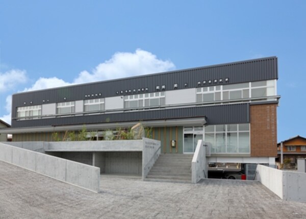 周辺環境(岡山市立 吉備公民館 1050m)