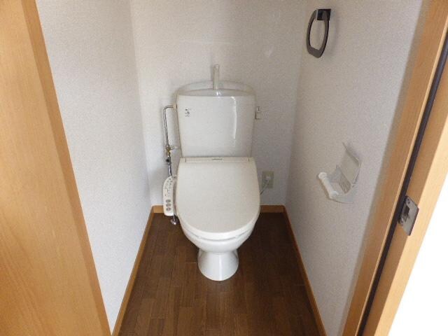 物件内観写真9　(トイレ)