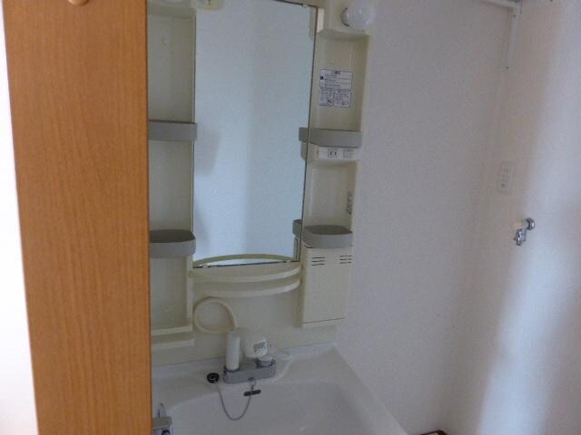 物件内観写真9　(洗面所)