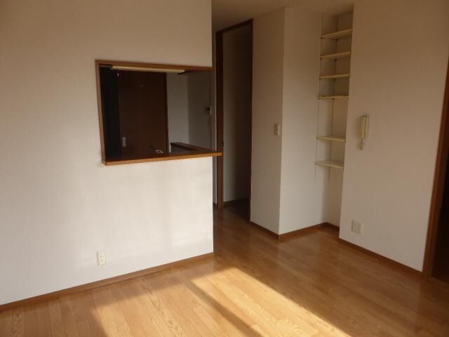 物件内観写真13　(リビング)