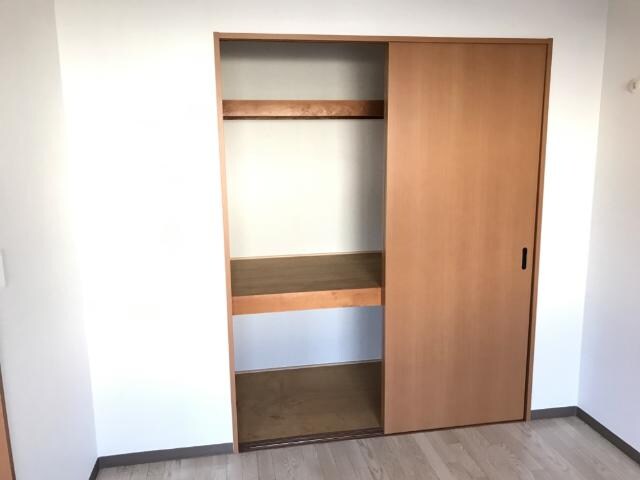 物件内観写真24　(収納)