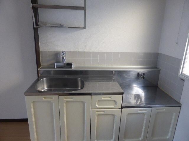 物件内観写真3　(キッチン)