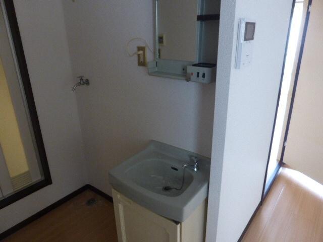 物件内観写真7　(洗面所)