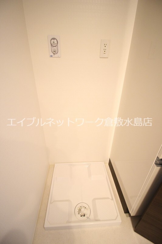 物件内観写真24　(洗濯機置き場)