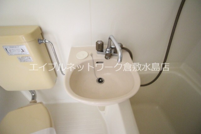 物件内観写真18　(洗面台)
