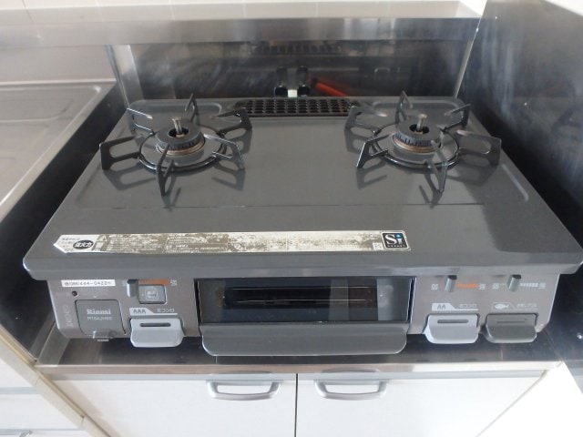 物件内観写真6　(西中新田　フォンテーヌB　2LDK　2口コンロ)