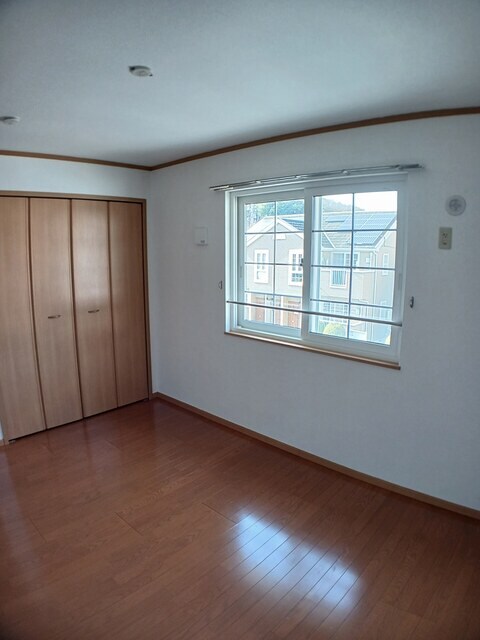 物件内観写真7　(金光小学校まで1600m)