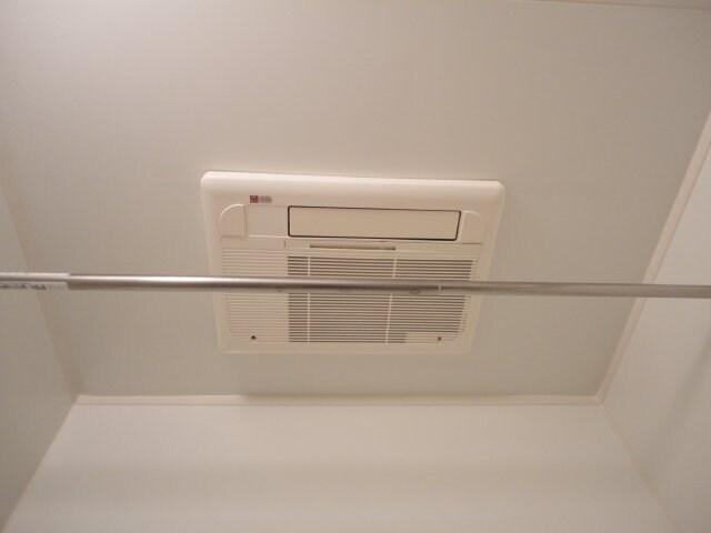 物件内観写真22　(浴室乾燥機)