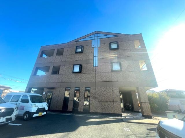 物件外観写真3　(外観写真（昼）)