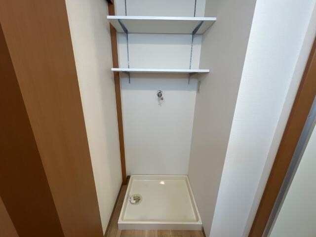 物件内観写真25　(洗濯機置場)