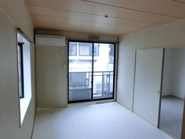 物件内観写真6　(和室)