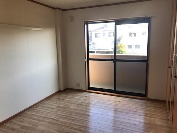 内装他(洋室)