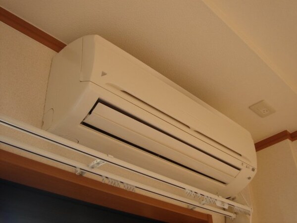 建物設備(エアコン)