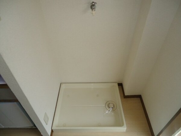 建物設備(洗濯機置場)