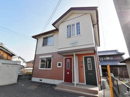 ビロカーレA棟外観写真