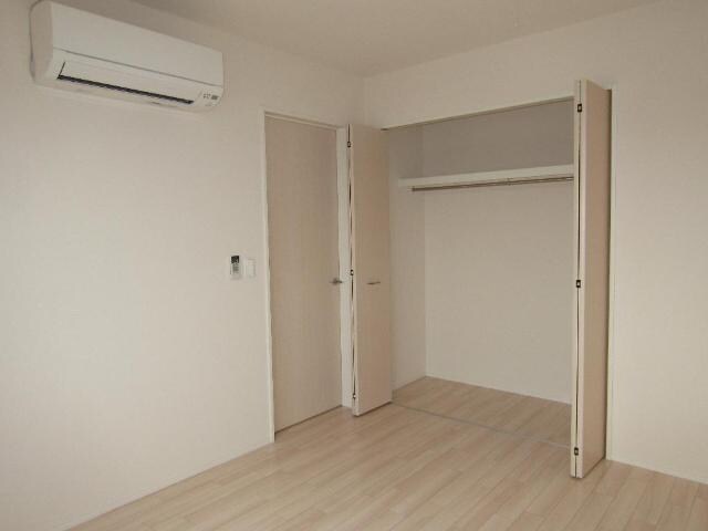 物件内観写真15　(収納)