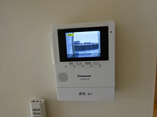 物件内観写真24　(カメラ付インターホン)