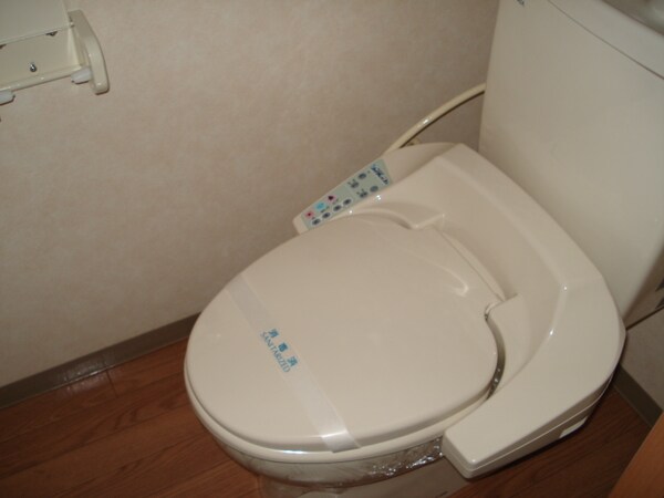 トイレ(ＷＣ（シャワー洗浄機付）)