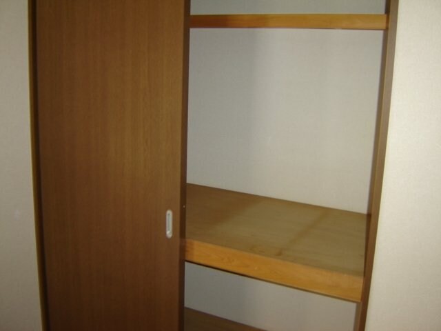 物件内観写真23　(収納)