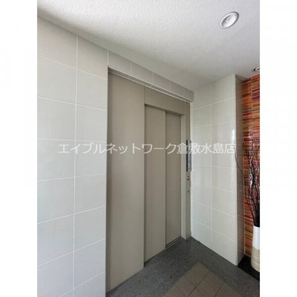 その他(エレベーター出入口)