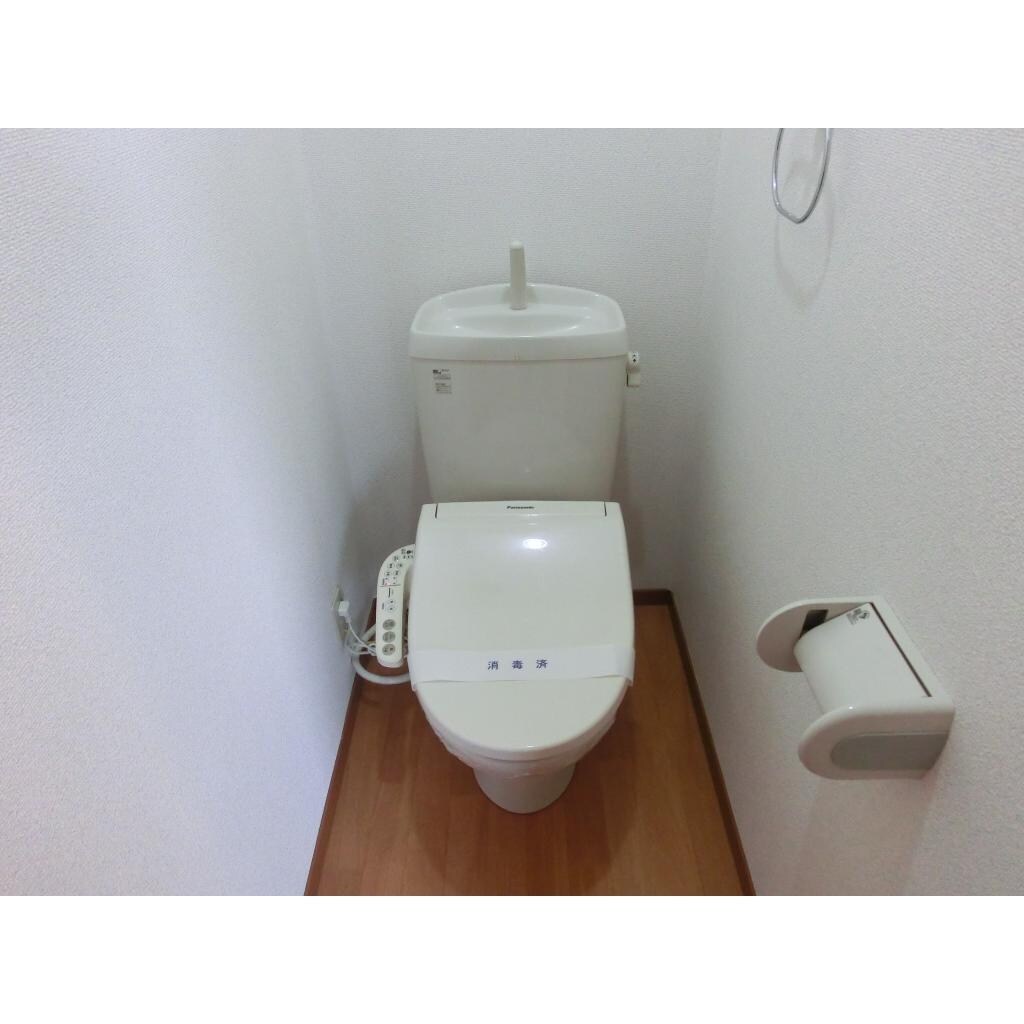 物件内観写真8　(トイレ)