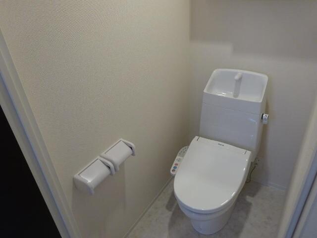 物件内観写真14　(トイレ)