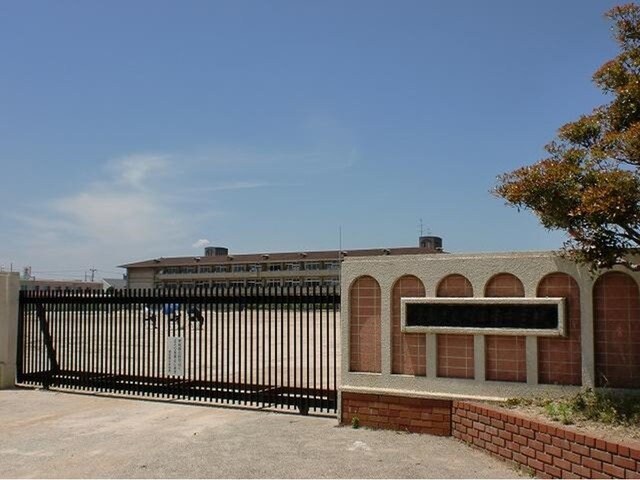 物件外観写真6　(福田南中学校まで350m)