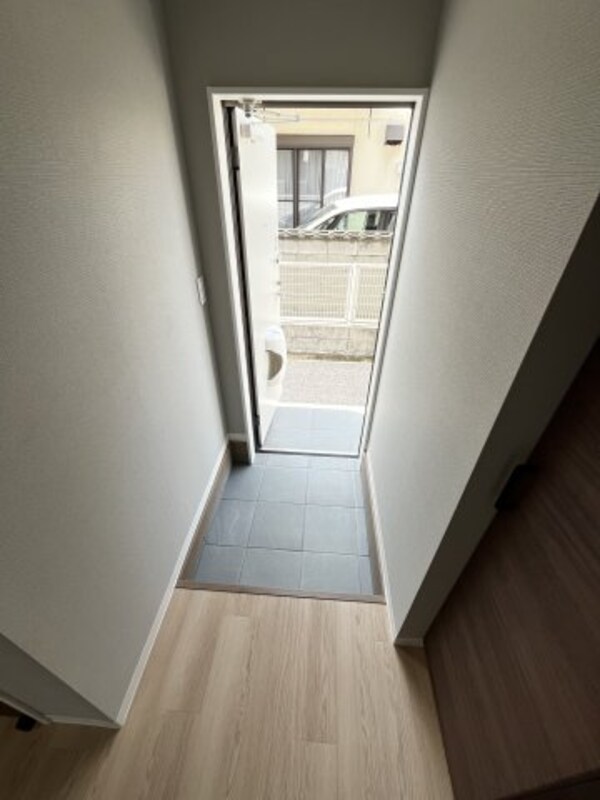玄関(玄関です)