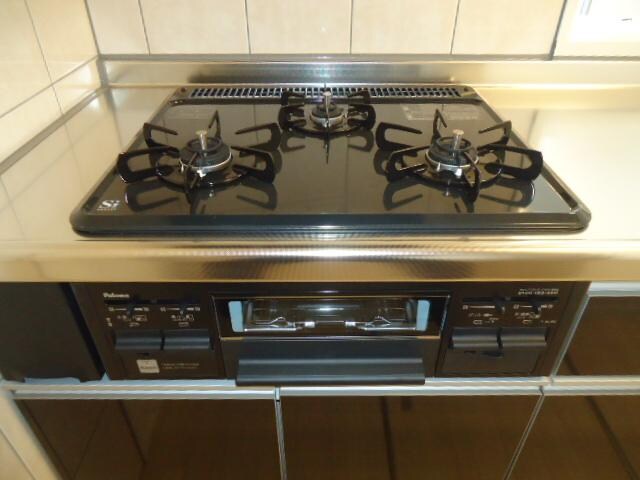 物件内観写真25　(３口ガスコンロ)