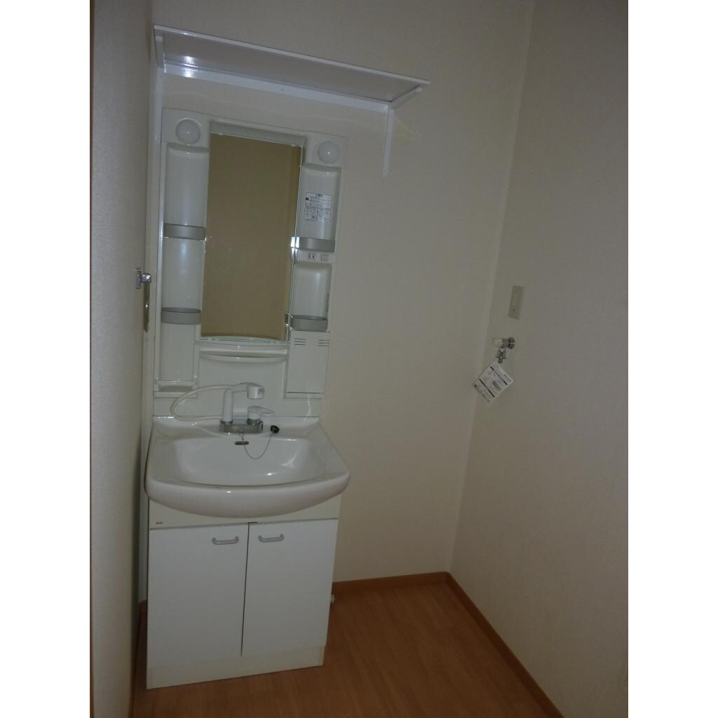 物件内観写真7　(洗面所)