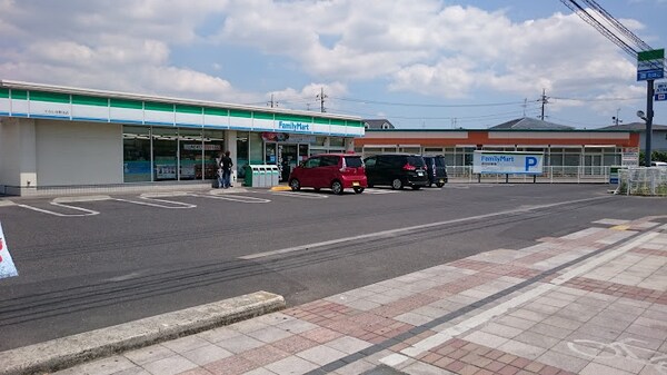 周辺環境(ファミリーマート くらしき駅北店 951m)