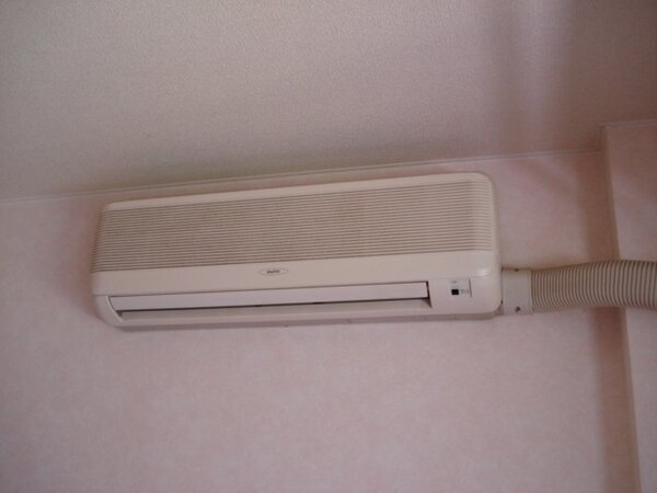 建物設備(エアコン)