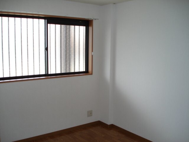 物件内観写真12　(洋室)