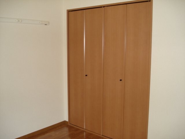 物件内観写真14　(収納)