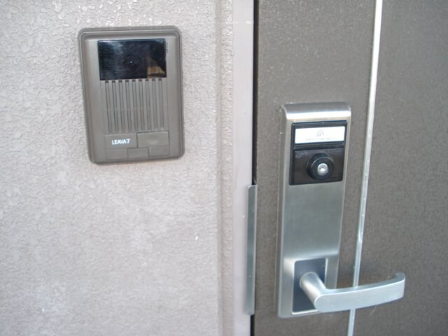 物件内観写真20　(カメラ付インターホン)