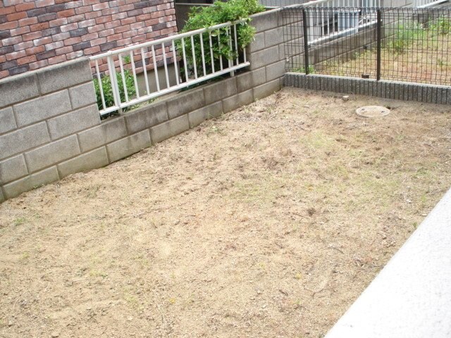 物件内観写真21　(専用庭)