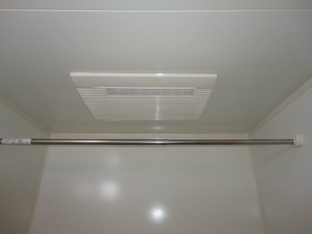 物件内観写真27　(浴室換気乾燥機)