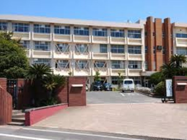 周辺環境(倉敷市立倉敷第一中学校 1977m)