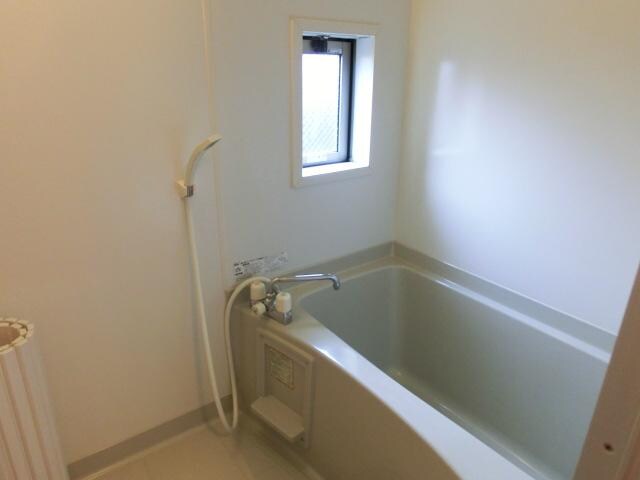 物件内観写真5　(風呂)