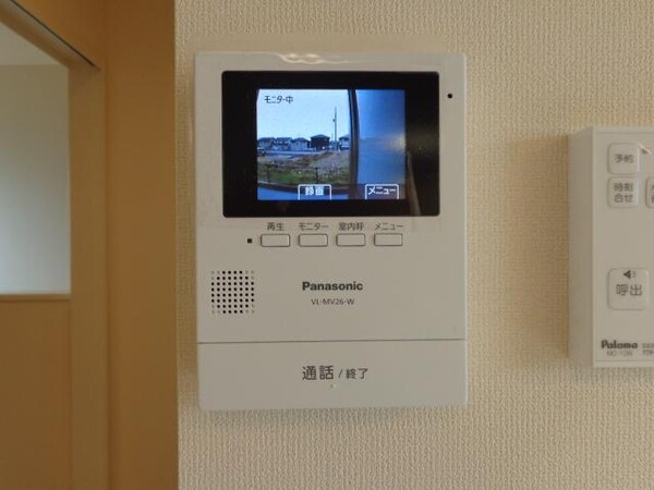 内装他(カメラ付インターホン)