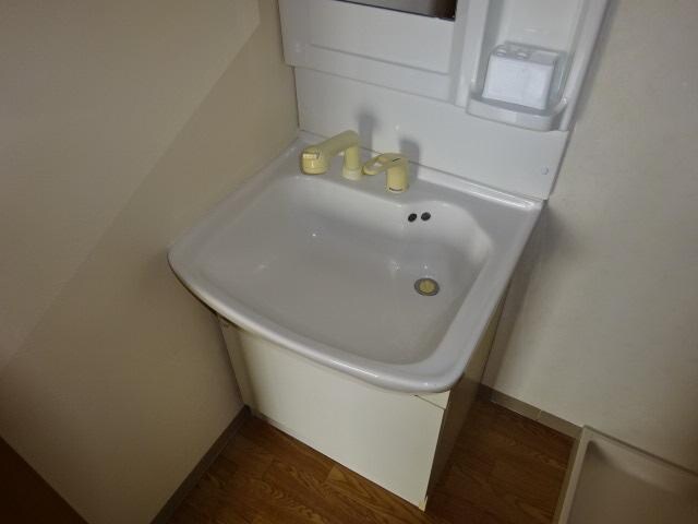 物件内観写真7　(洗髪洗面化粧台)