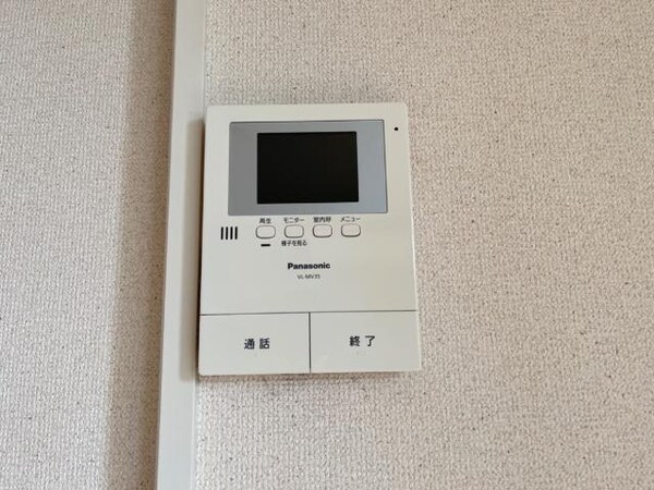 内装他(カメラ付インターホン)