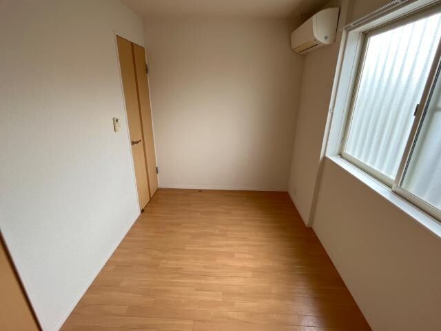 物件内観写真21　(洋室)